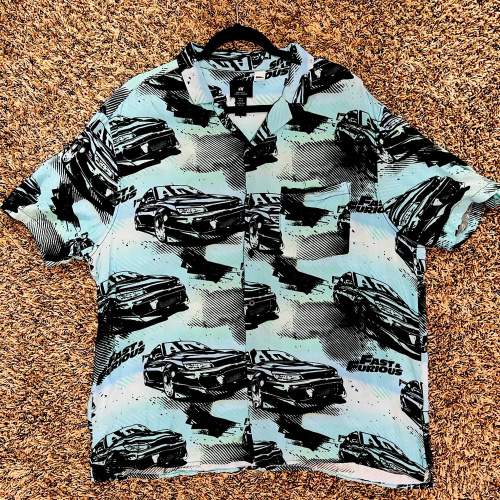 Graphic Car Print Short-Sleeve Shirt - Light Blue/Black